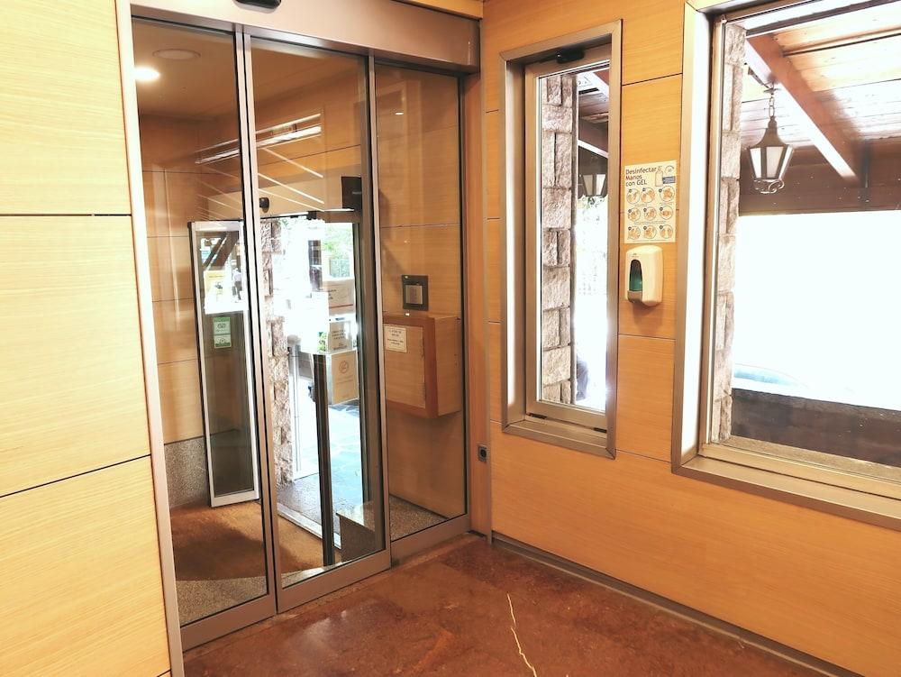 Hotel Urogallo Vielha Exterior foto