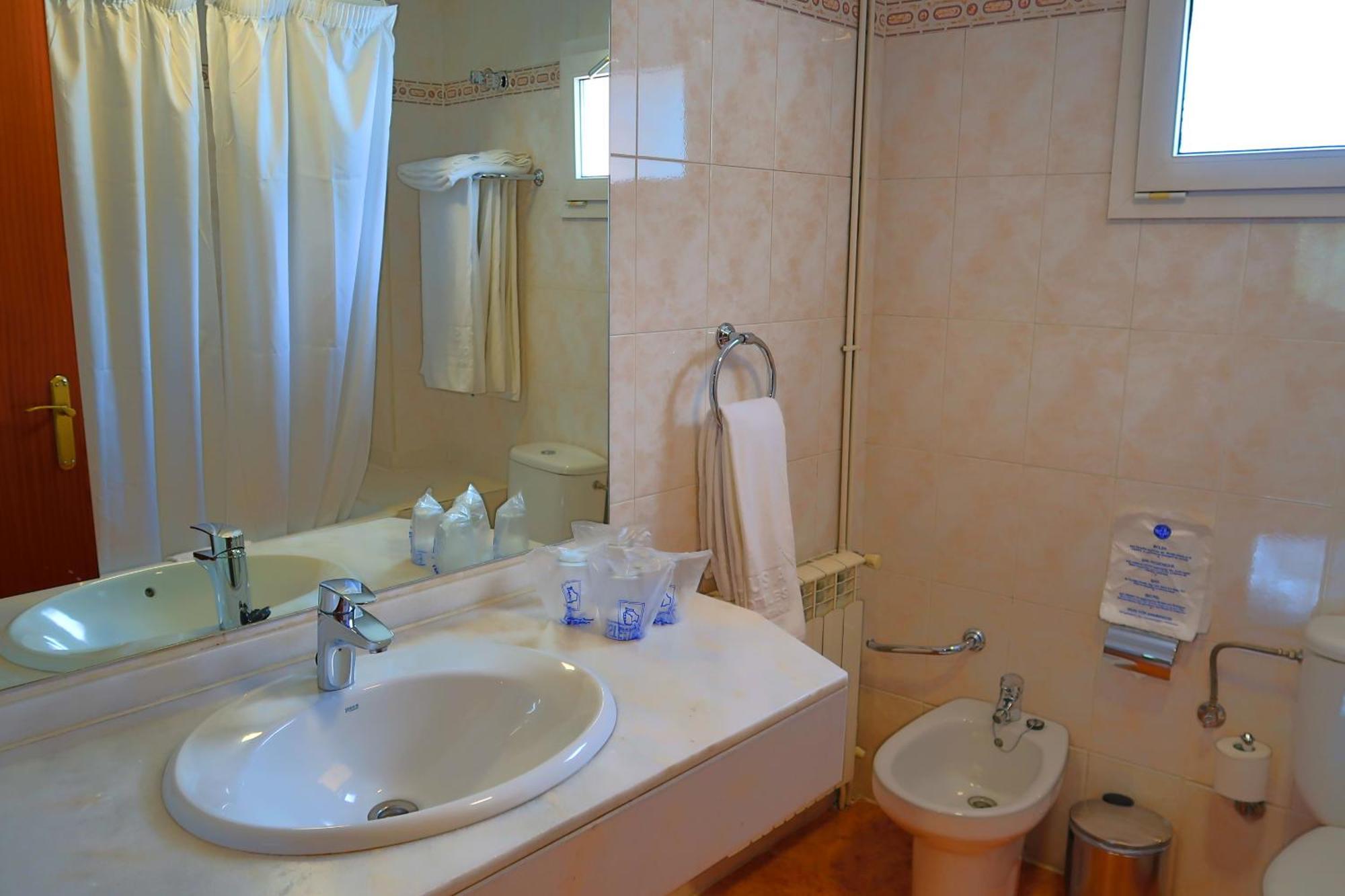 Hotel Urogallo Vielha Cameră foto